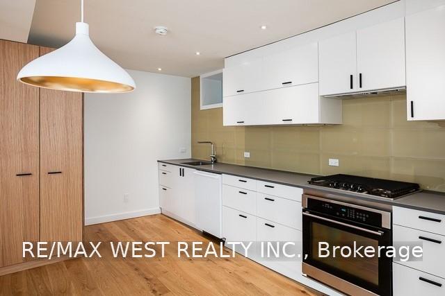 Photo 9 of Unit Bsmt, 152 Close Avenue, Toronto, South Parkdale — HOMEH
