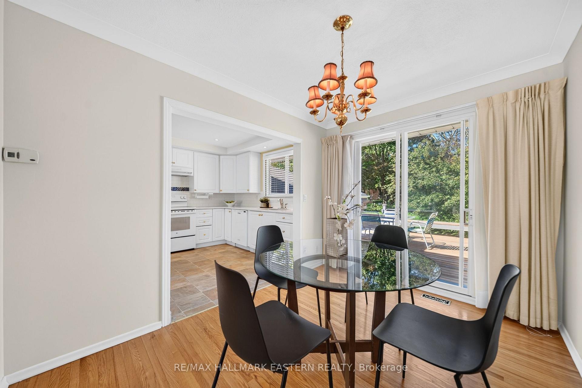 Photo 17 of 1337 Franklin Drive W, Peterborough, Northcrest Ward 5 — HOMEH