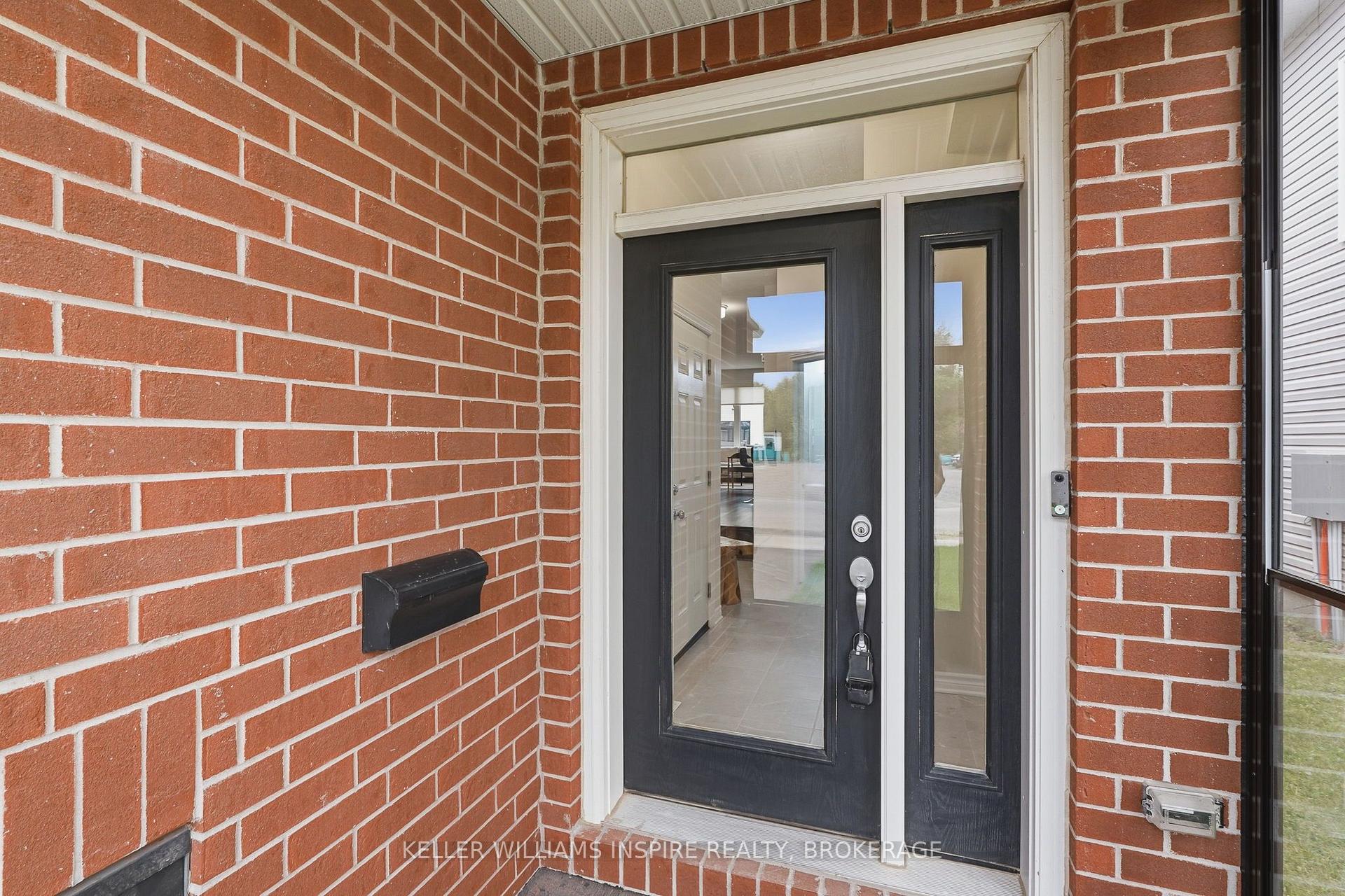 Photo 5 of 2365 Goldhawk Drive, Ottawa, Stittsville (South) — HOMEH