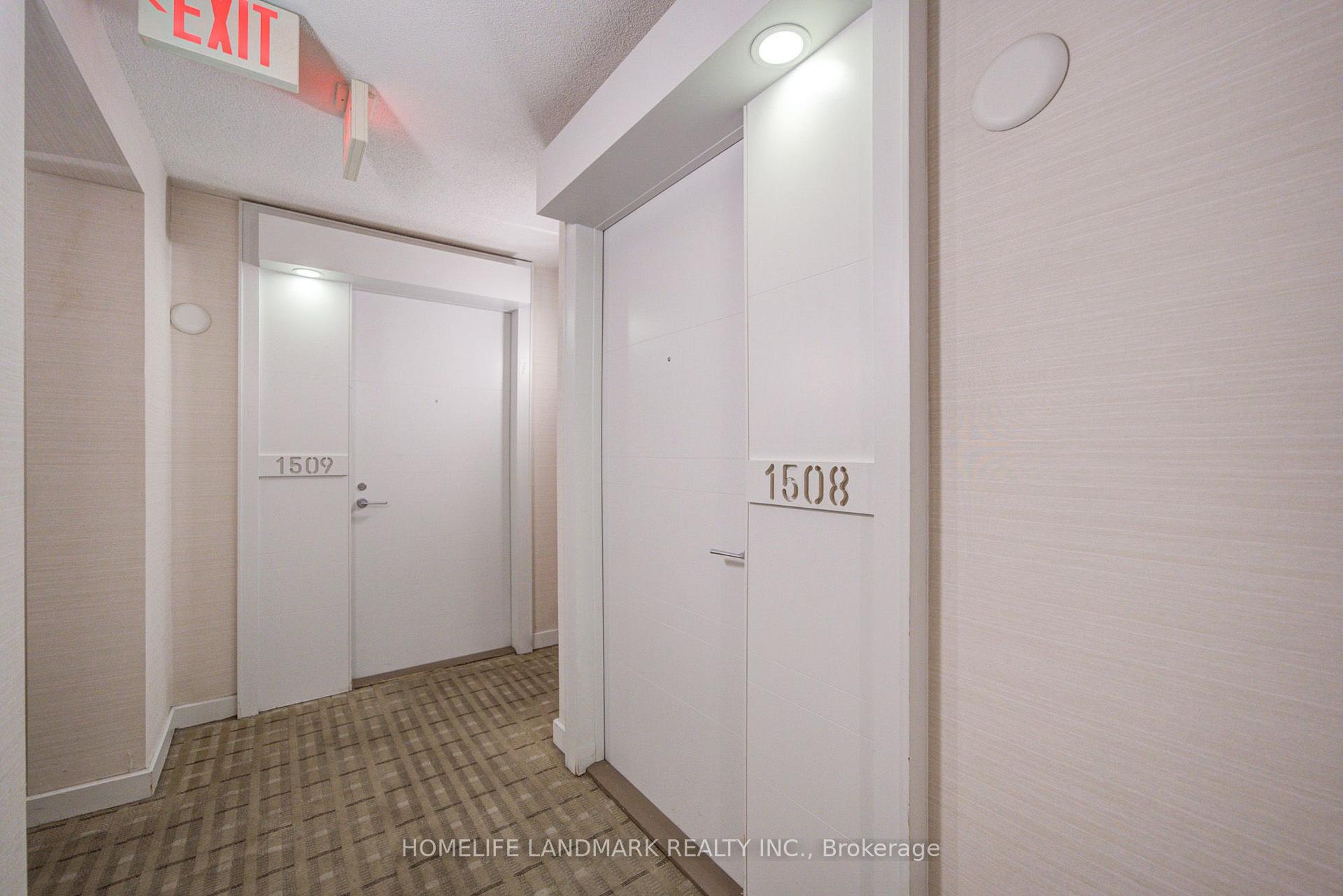 Photo 5 of Unit 1508, 38 Grenville Street, Toronto, Bay Street Corridor — HOMEH