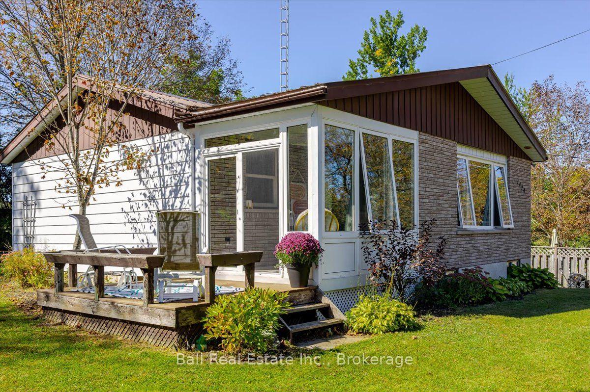 Photo 3 of 1420 Eastview Drive, Selwyn — HOMEH