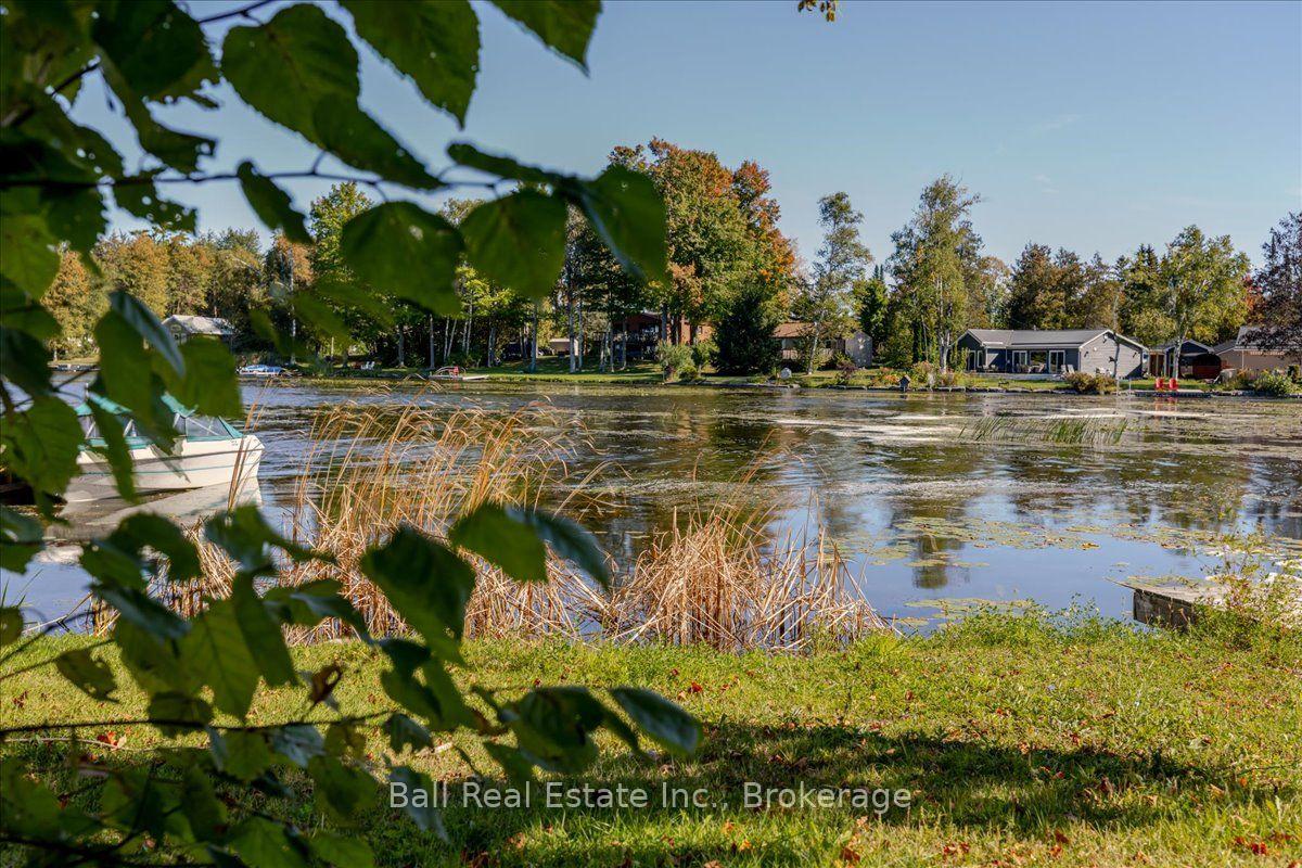 Photo 8 of 1420 Eastview Drive, Selwyn — HOMEH