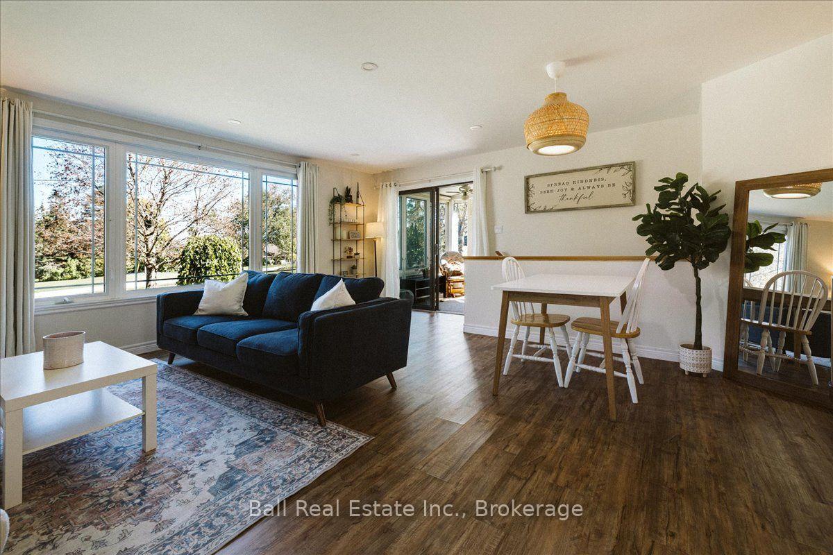 Photo 17 of 1420 Eastview Drive, Selwyn — HOMEH