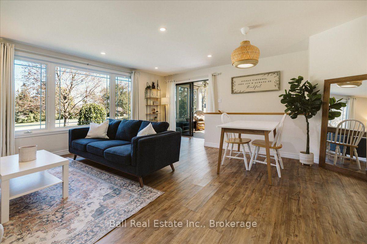Photo 19 of 1420 Eastview Drive, Selwyn — HOMEH