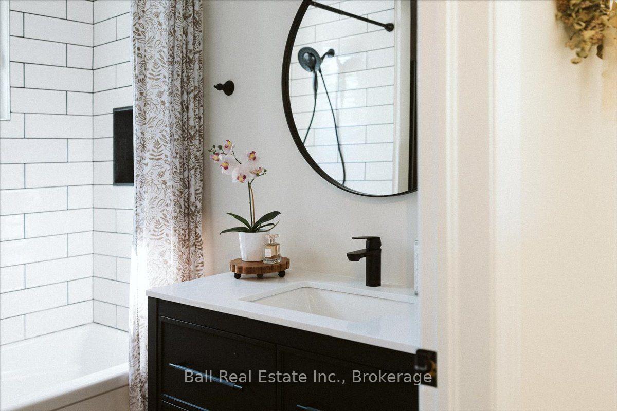 Photo 33 of 1420 Eastview Drive, Selwyn — HOMEH