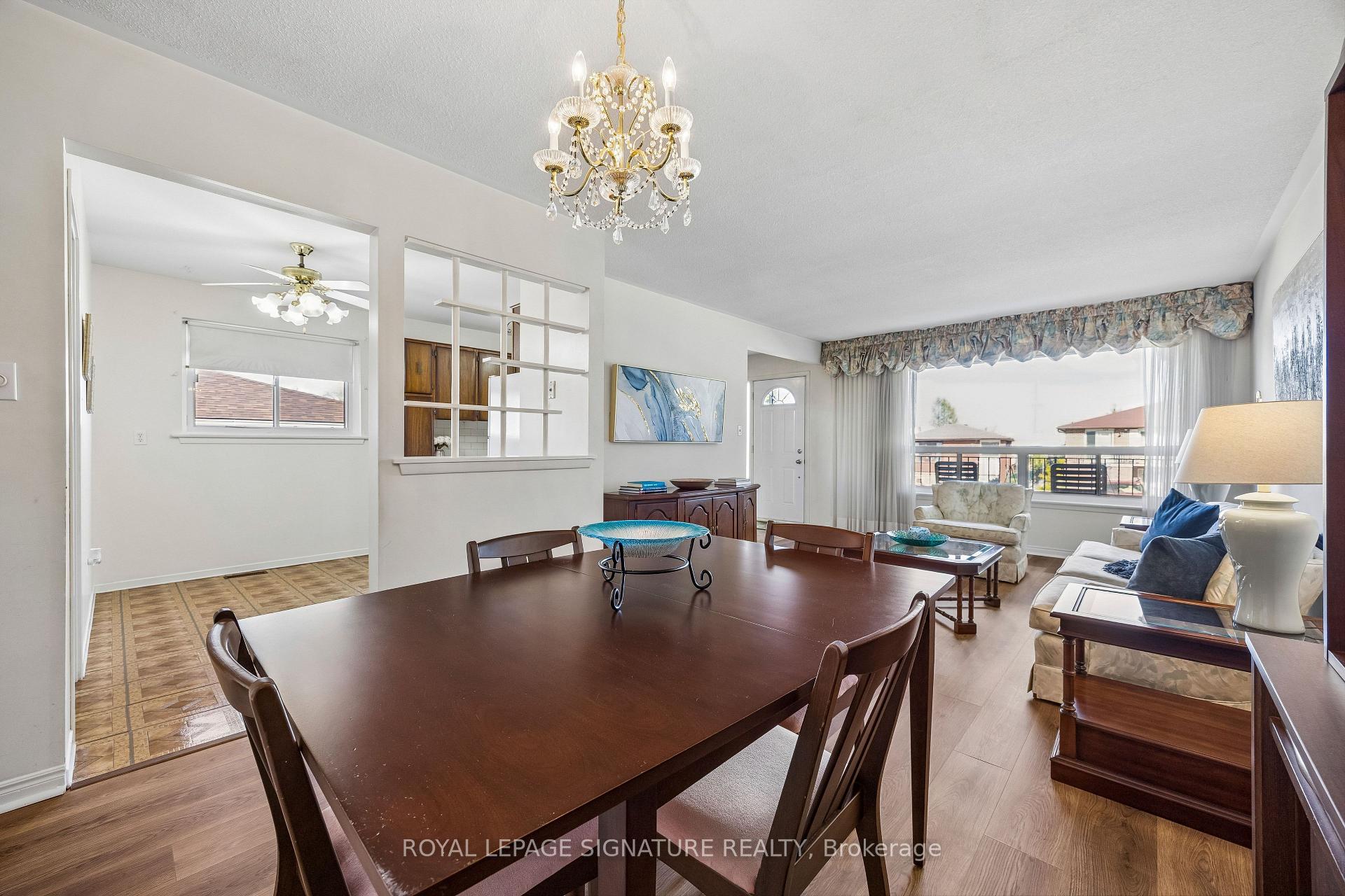 Photo 4 of 171 Petworth Crescent, Scarborough, Agincourt South-Malvern West — HOMEH