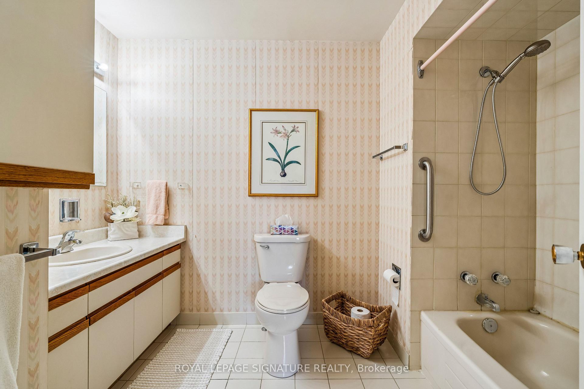 Photo 20 of 171 Petworth Crescent, Scarborough, Agincourt South-Malvern West — HOMEH