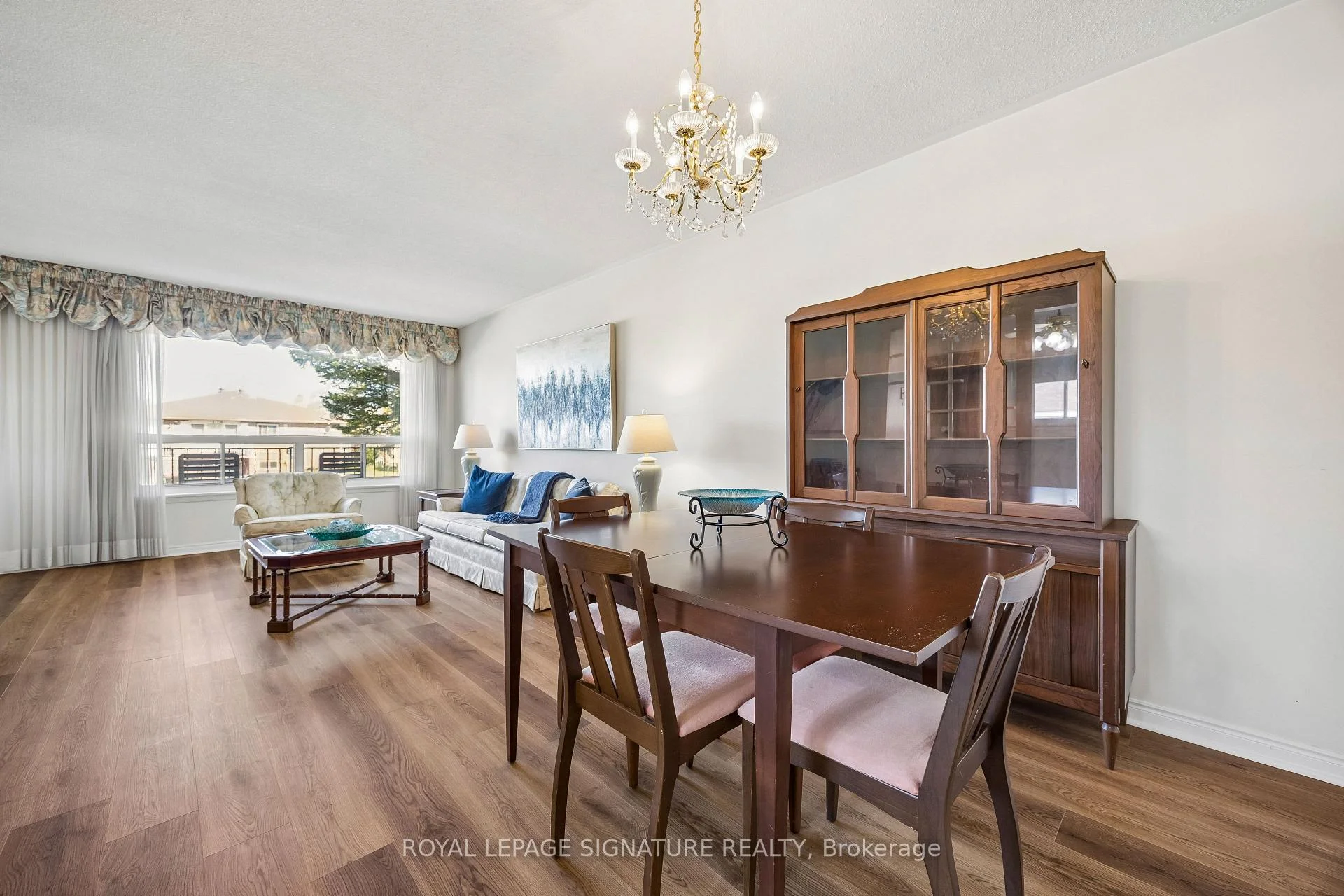 Photo 3 of 171 Petworth Crescent, Scarborough, Agincourt South-Malvern West — HOMEH