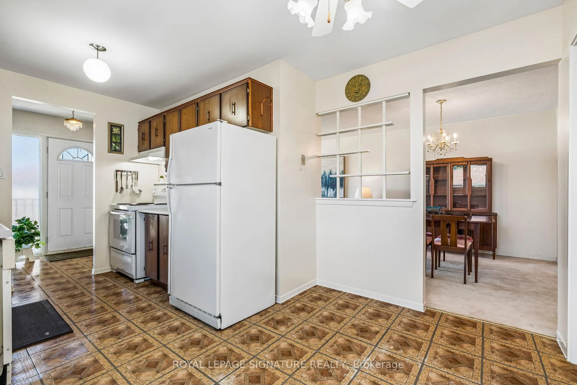 Photo 10 of 171 Petworth Crescent, Scarborough, Agincourt South-Malvern West — HOMEH