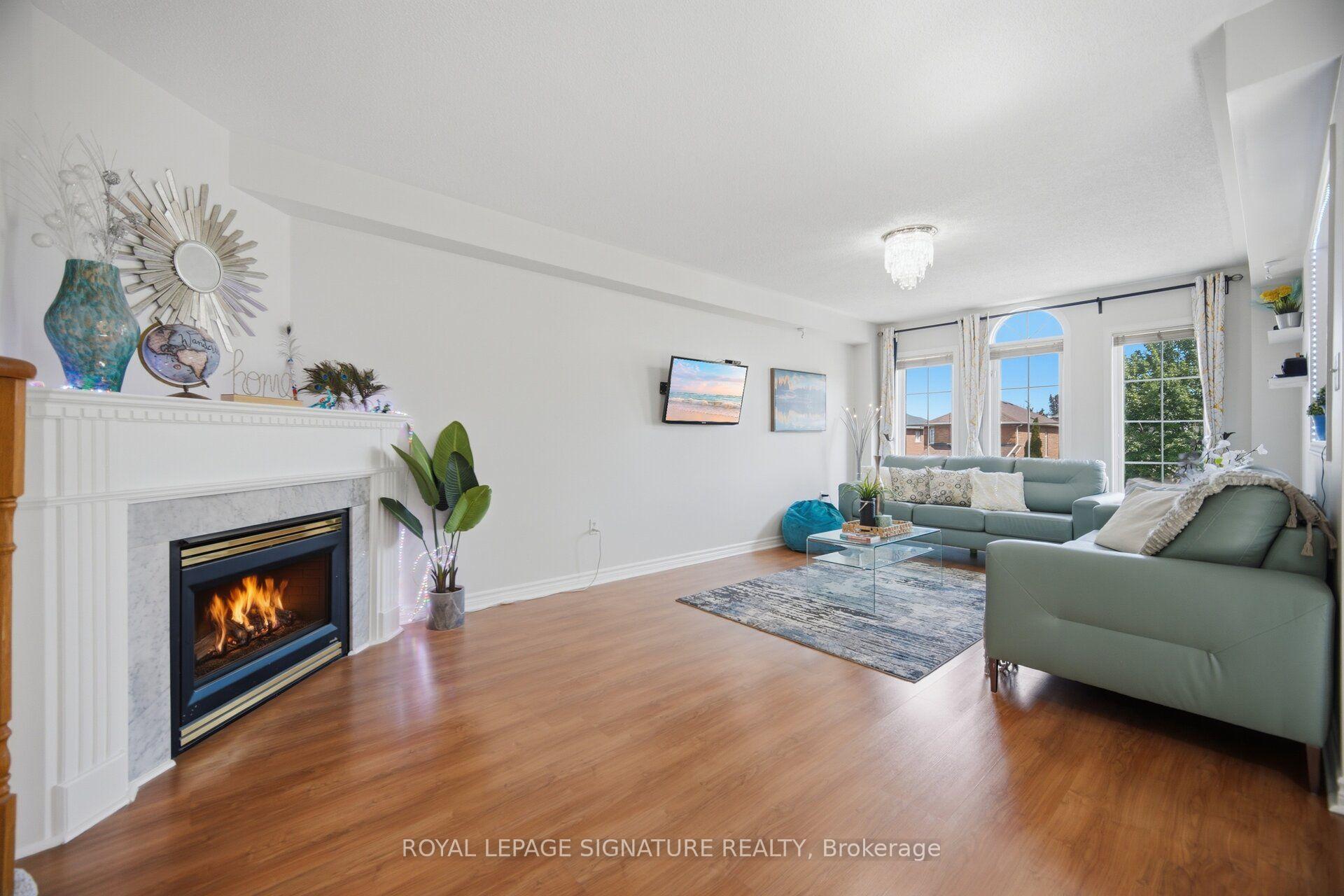 Photo 9 of 459 Wildgrass Road, Mississauga, Cooksville — HOMEH