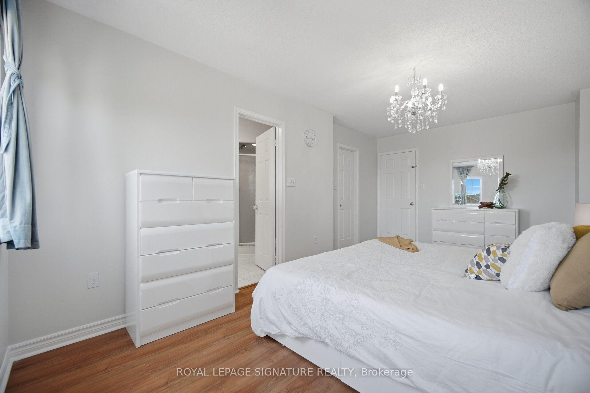 Photo 23 of 459 Wildgrass Road, Mississauga, Cooksville — HOMEH