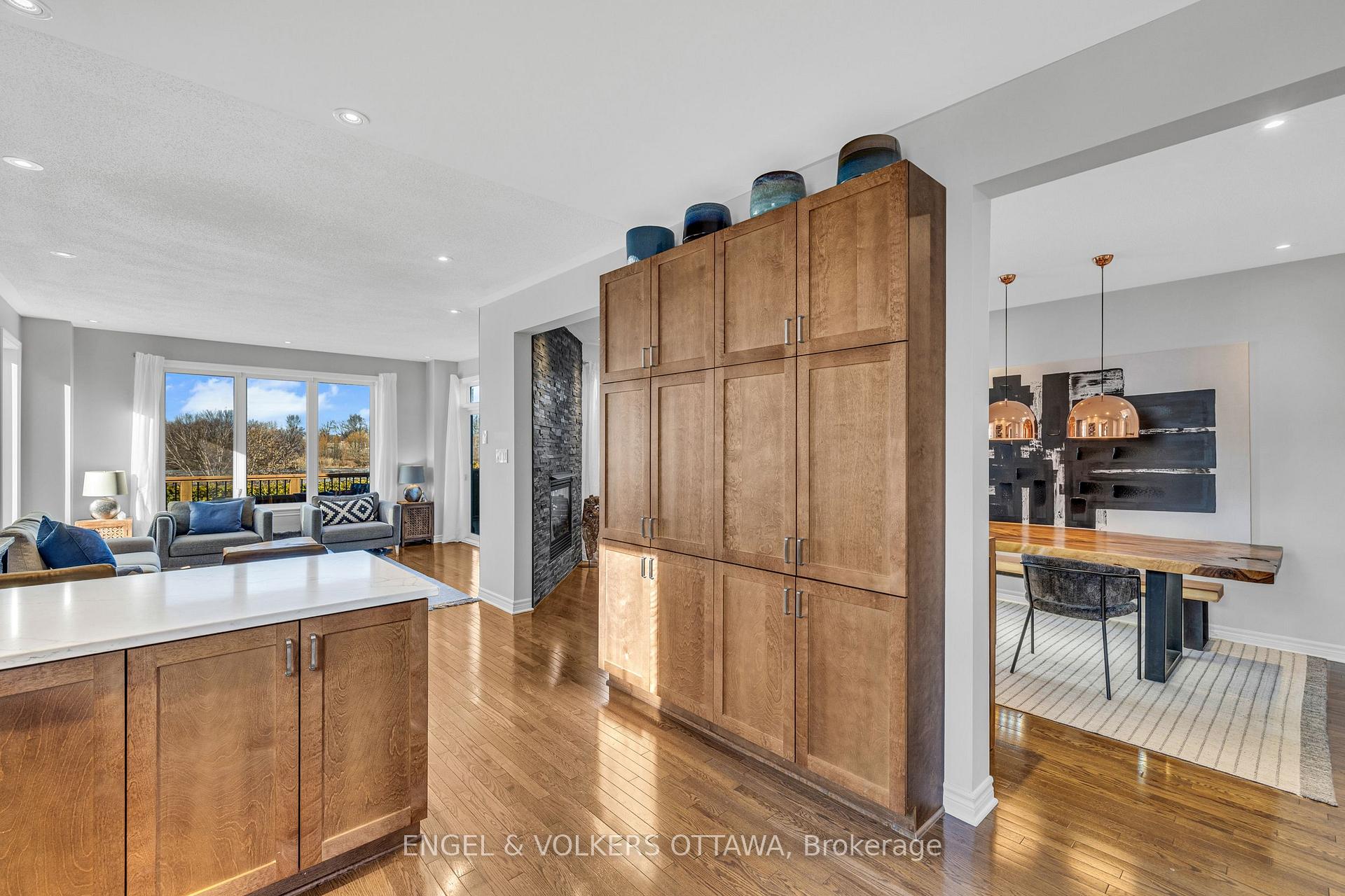 Photo 19 of 1080 Northgraves Crescent, Ottawa, Kanata - Emerald Meadows/Trailwest — HOMEH