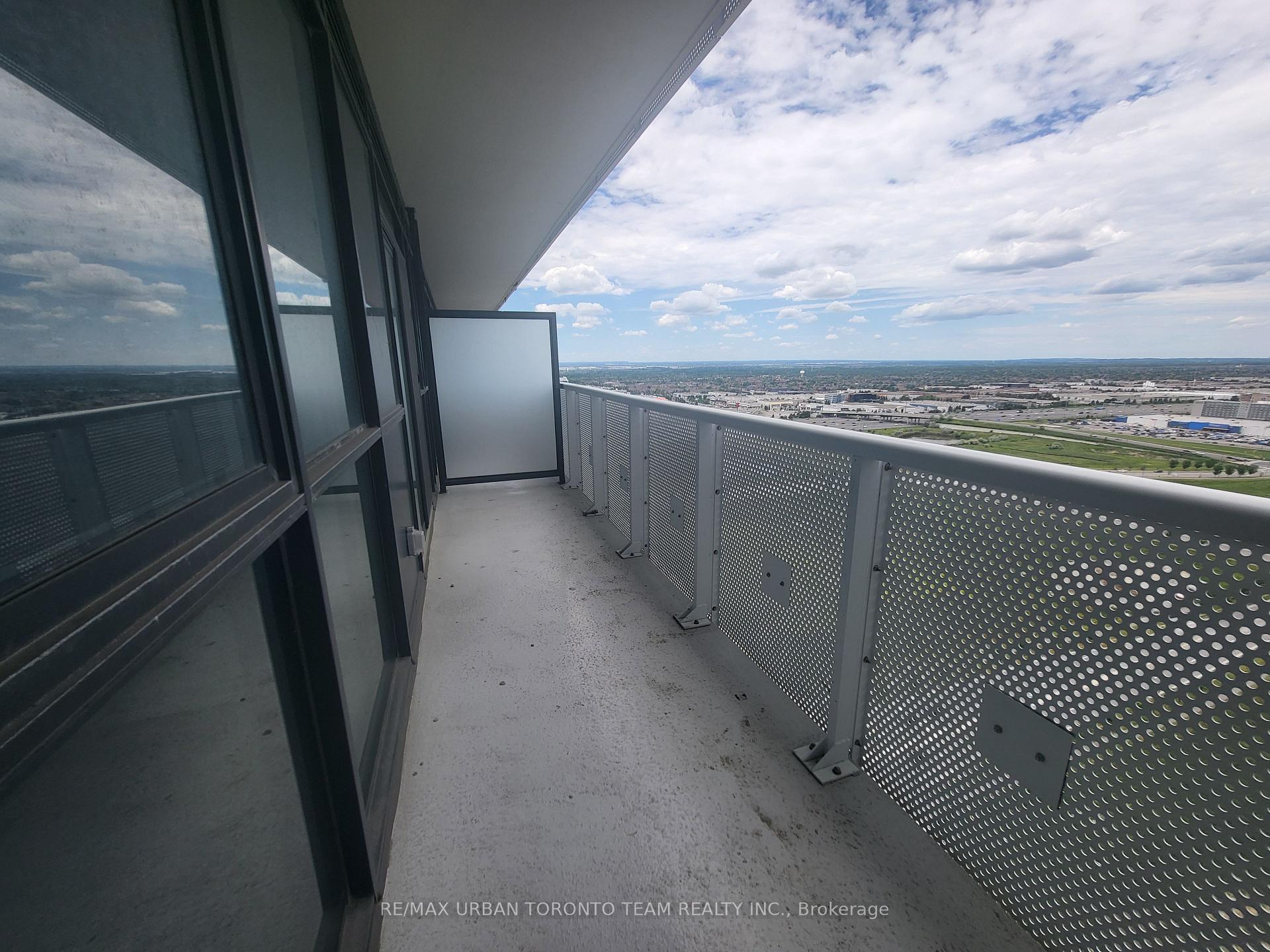 Photo 11 of Unit 2811, 225 Commerce St Street, Vaughan, Vaughan Corporate Centre — HOMEH