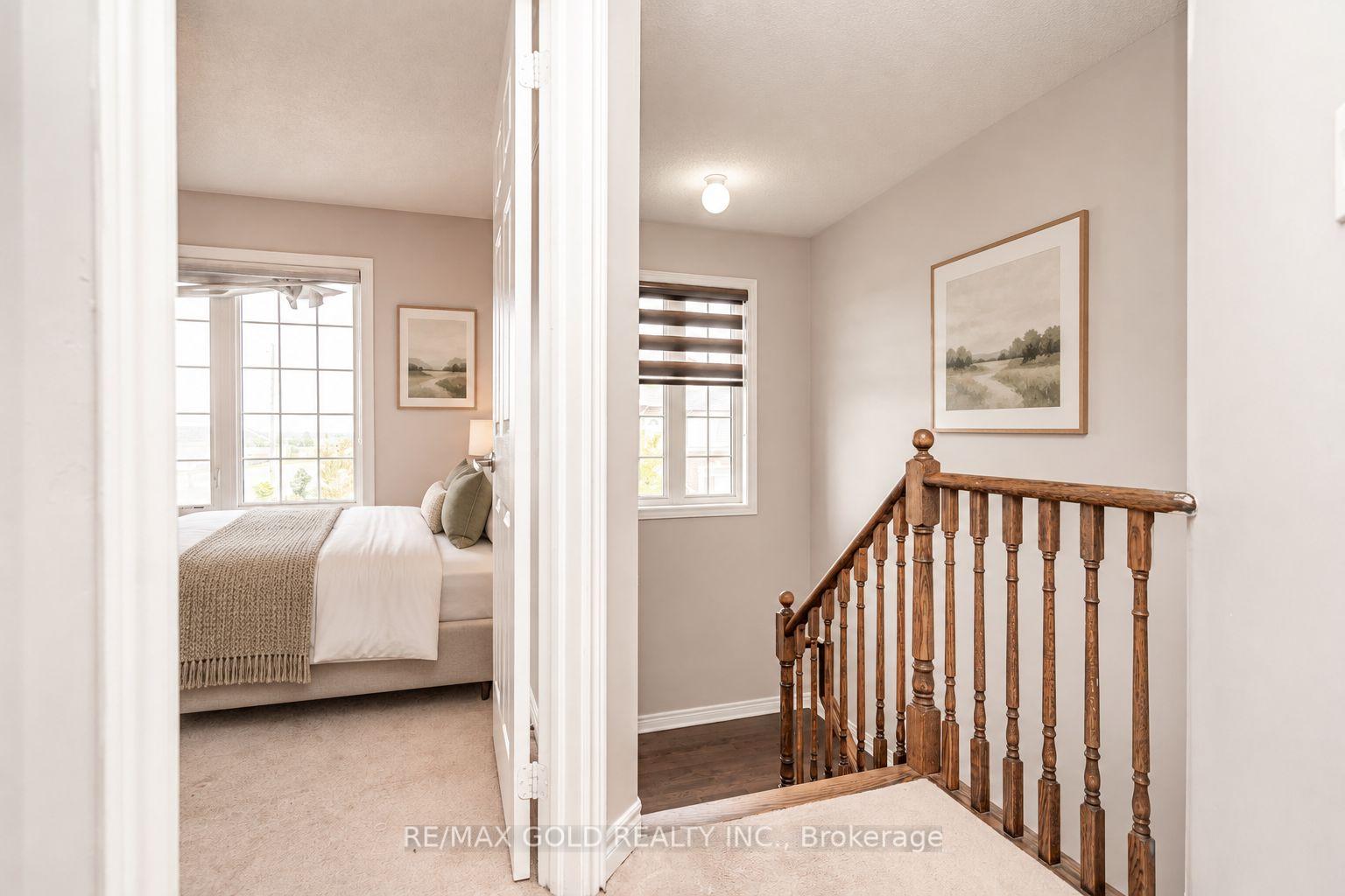 Photo 16 of 32 Rockman Crescent, Brampton, Northwest Brampton — HOMEH