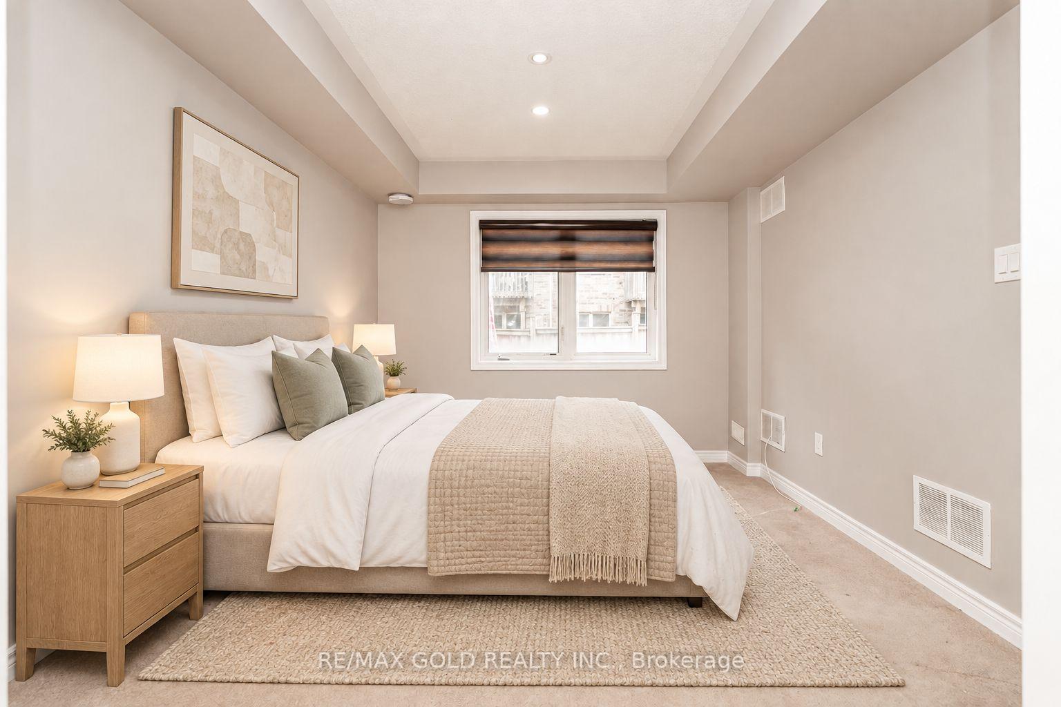 Photo 17 of 32 Rockman Crescent, Brampton, Northwest Brampton — HOMEH