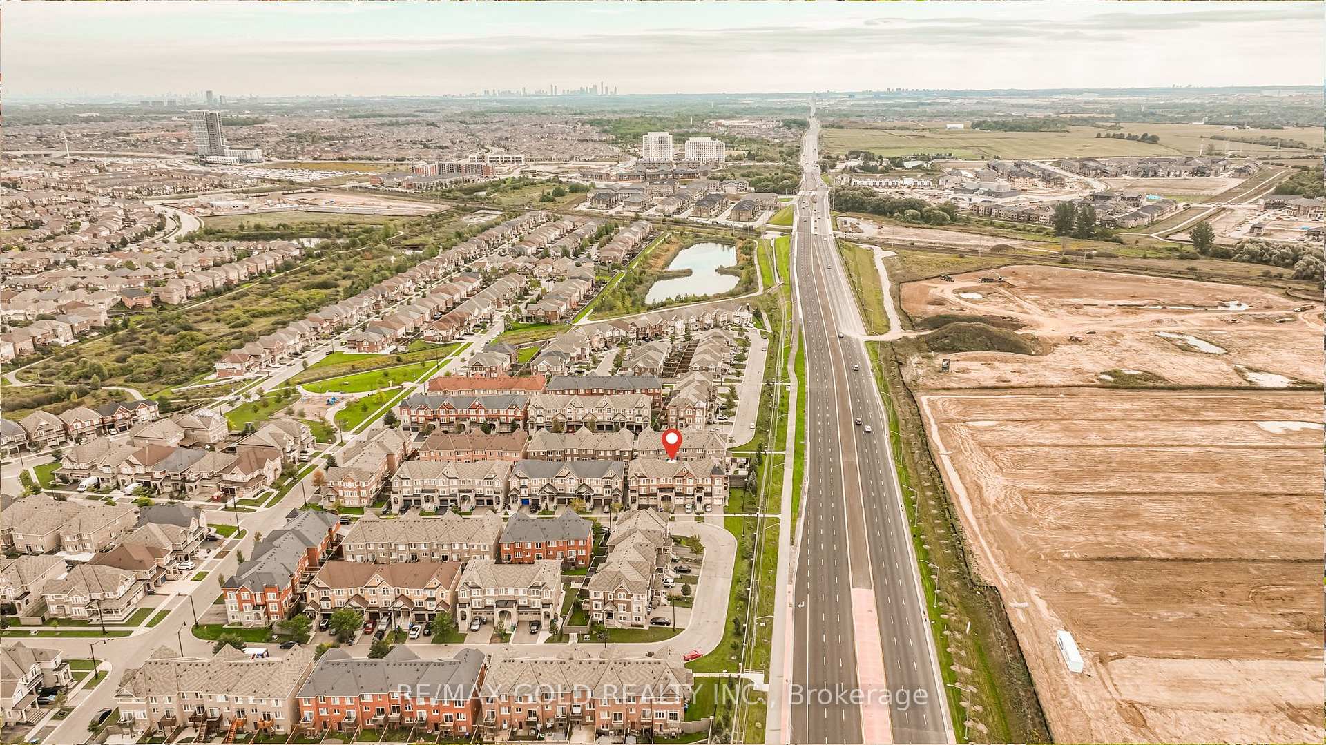 Photo 28 of 32 Rockman Crescent, Brampton, Northwest Brampton — HOMEH