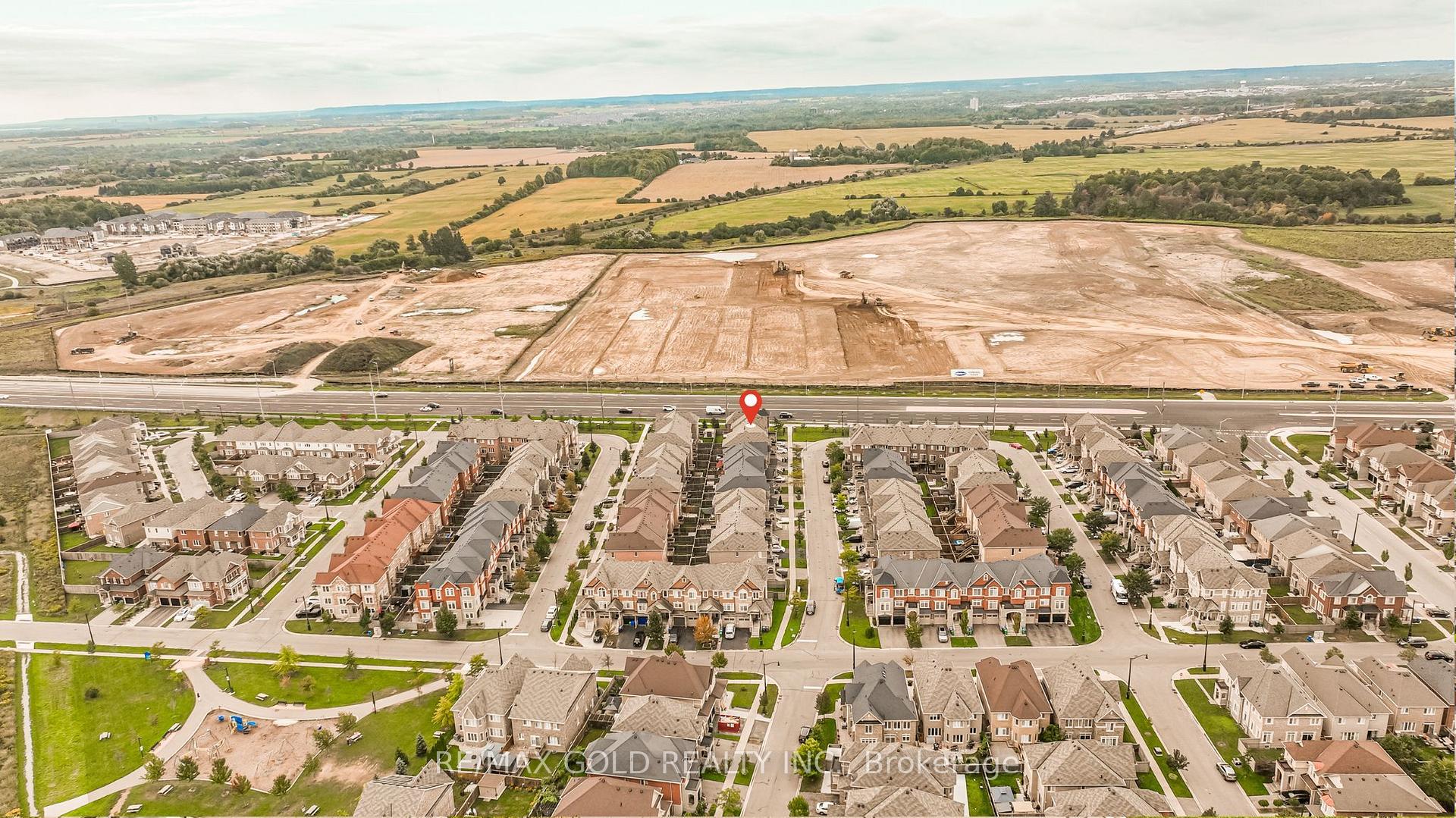 Photo 29 of 32 Rockman Crescent, Brampton, Northwest Brampton — HOMEH