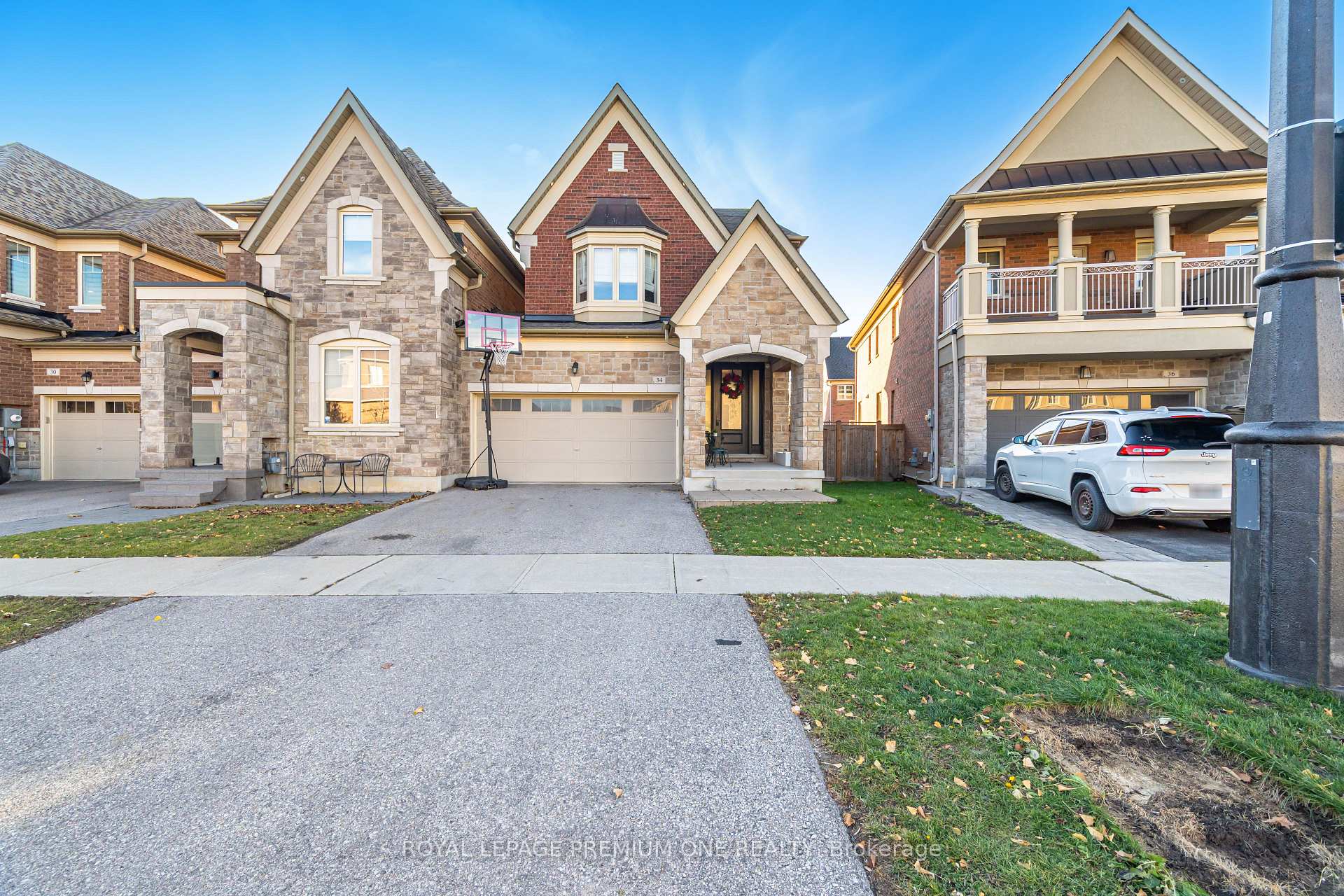 Photo 2 of 34 Blueberry Run Trail, King, Nobleton — HOMEH