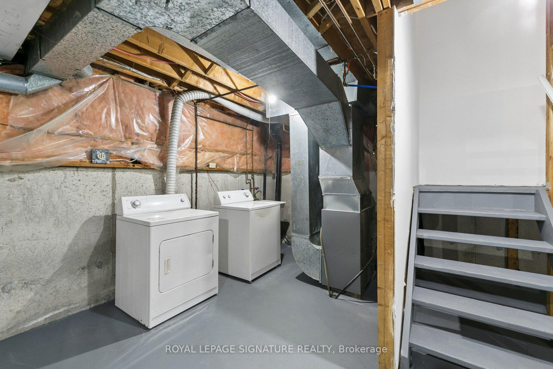 Photo 27 of 156 Macedonia Crescent, Mississauga, Fairview — HOMEH