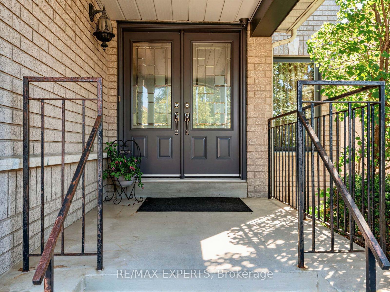 Photo 4 of 113 Sonoma Boulevard, Vaughan, Sonoma Heights — HOMEH
