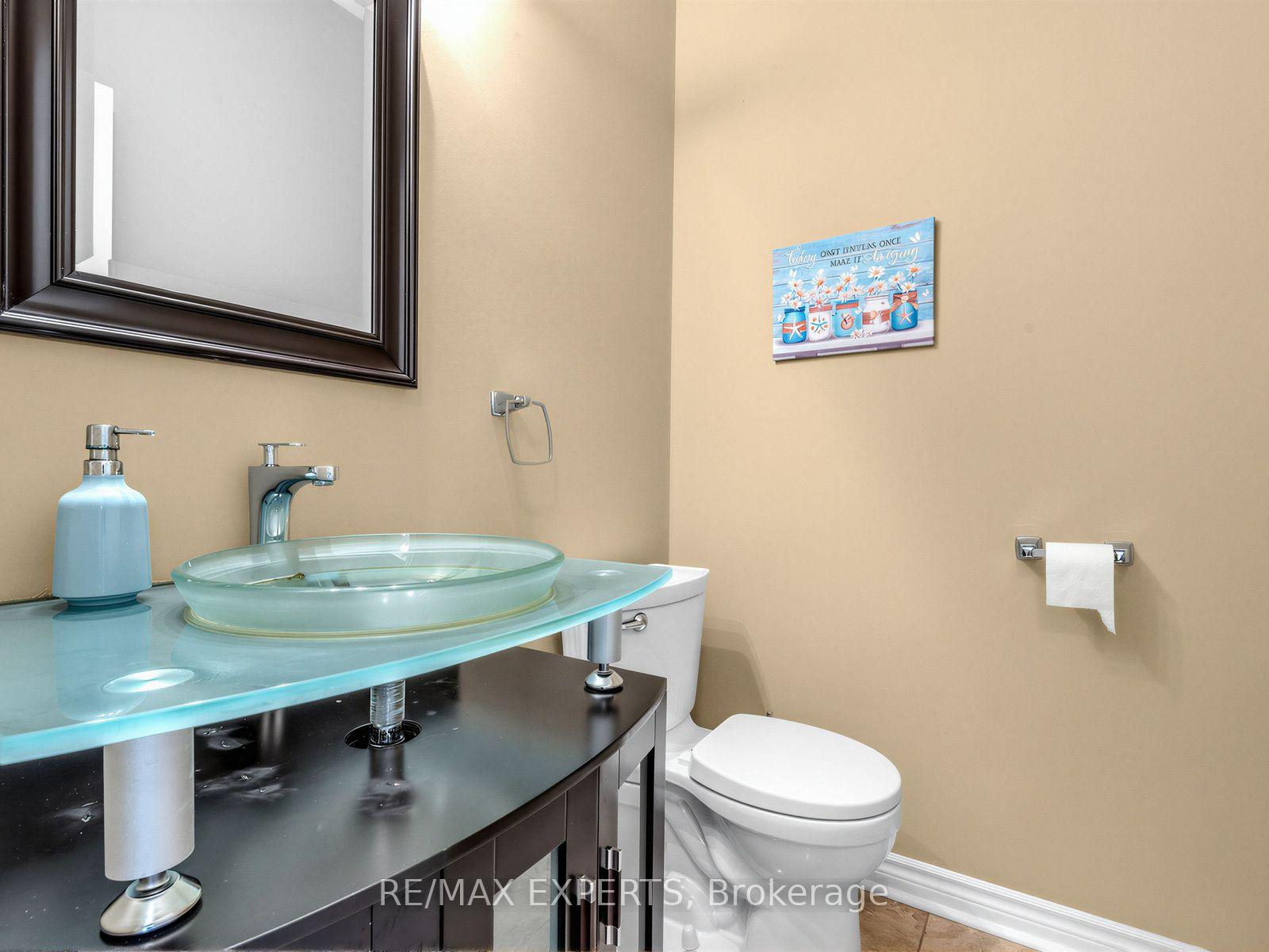 Photo 15 of 113 Sonoma Boulevard, Vaughan, Sonoma Heights — HOMEH