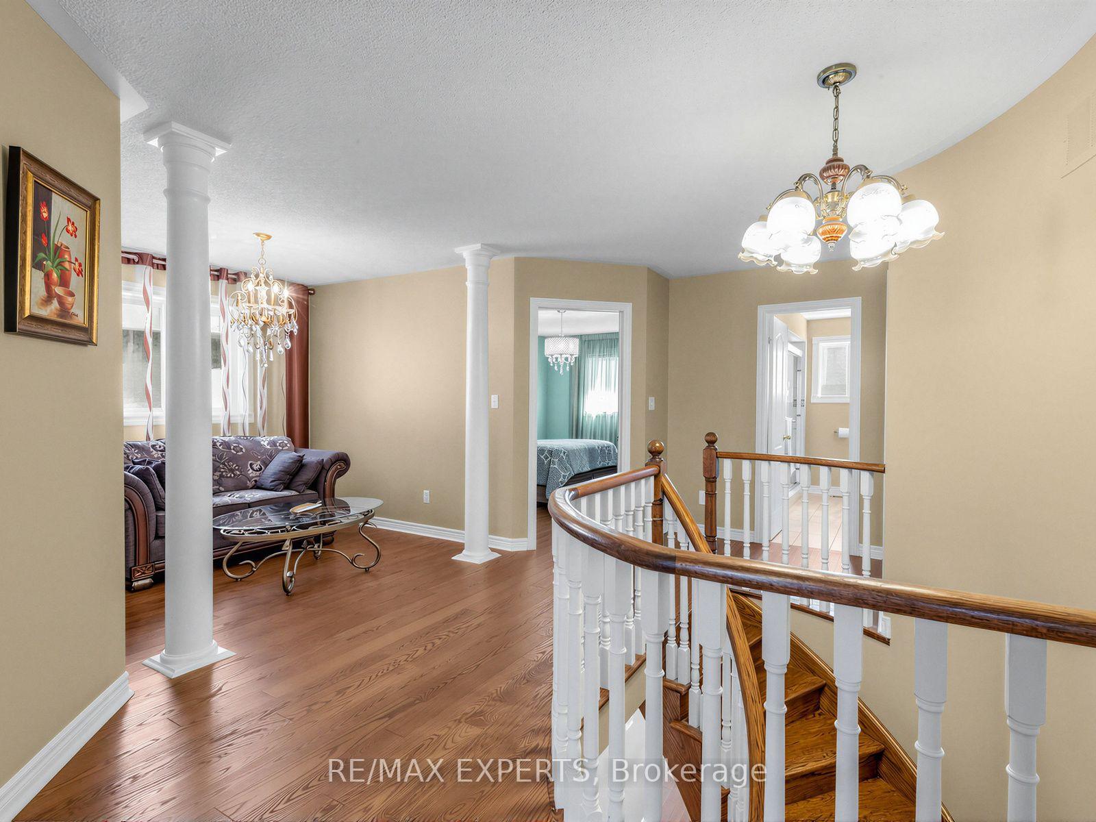 Photo 17 of 113 Sonoma Boulevard, Vaughan, Sonoma Heights — HOMEH
