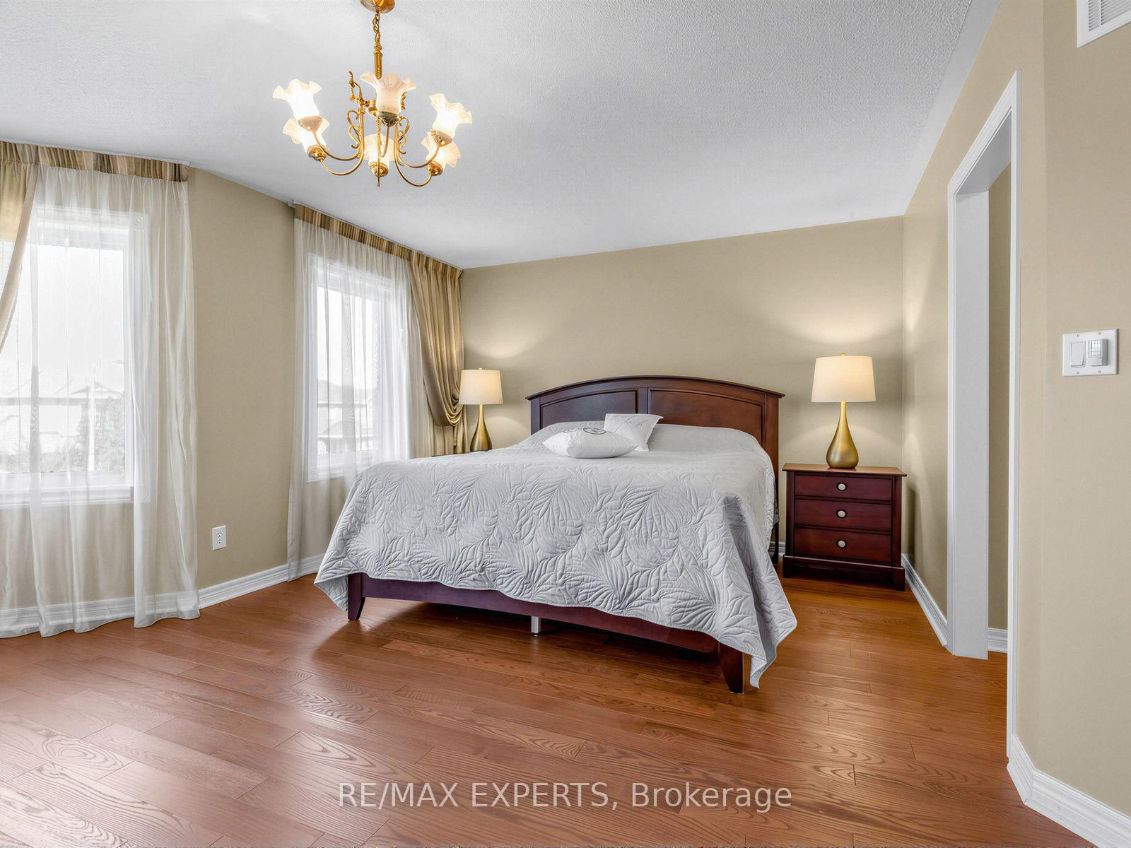 Photo 20 of 113 Sonoma Boulevard, Vaughan, Sonoma Heights — HOMEH