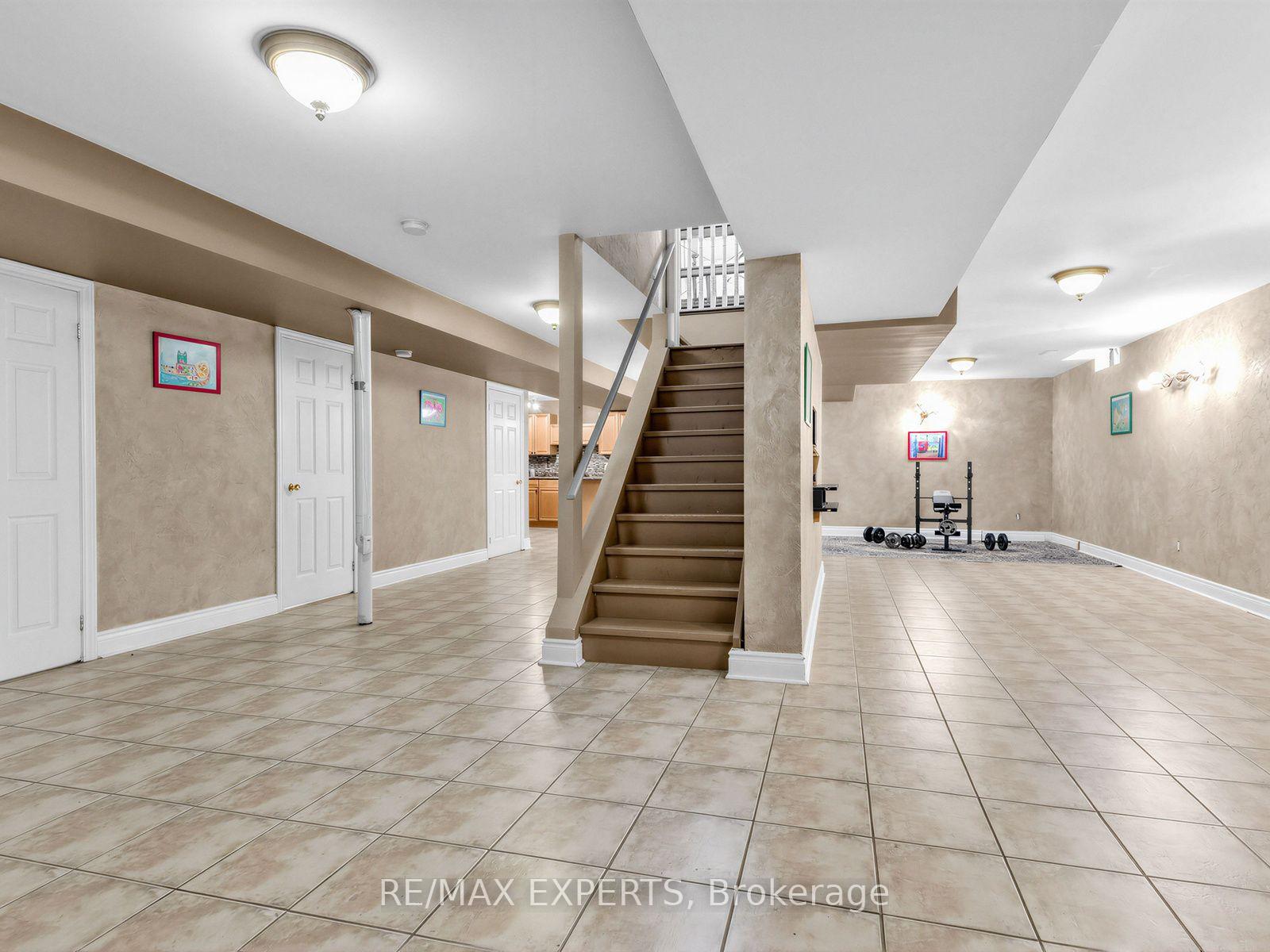 Photo 27 of 113 Sonoma Boulevard, Vaughan, Sonoma Heights — HOMEH
