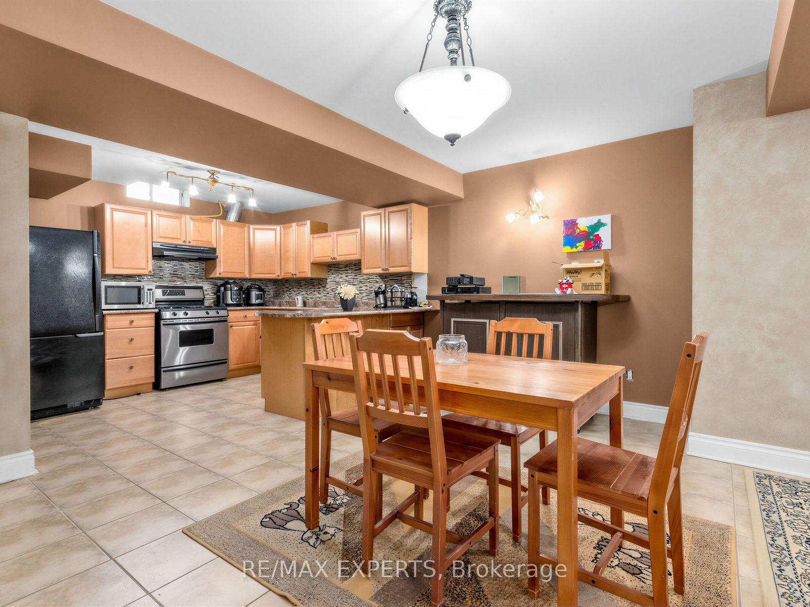 Photo 28 of 113 Sonoma Boulevard, Vaughan, Sonoma Heights — HOMEH