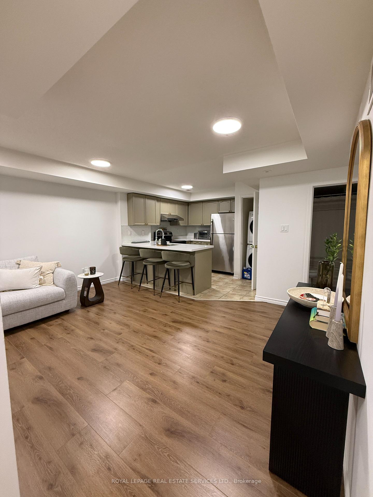 Photo 3 of Unit 359, 312 John Street, Markham, Aileen-Willowbrook — HOMEH