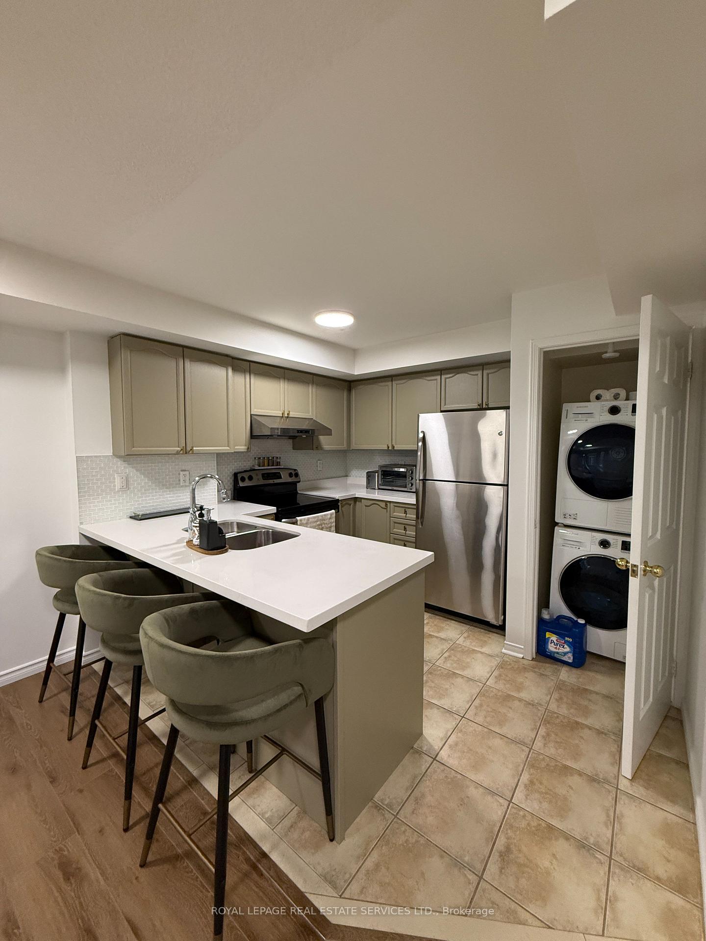 Photo 9 of Unit 359, 312 John Street, Markham, Aileen-Willowbrook — HOMEH