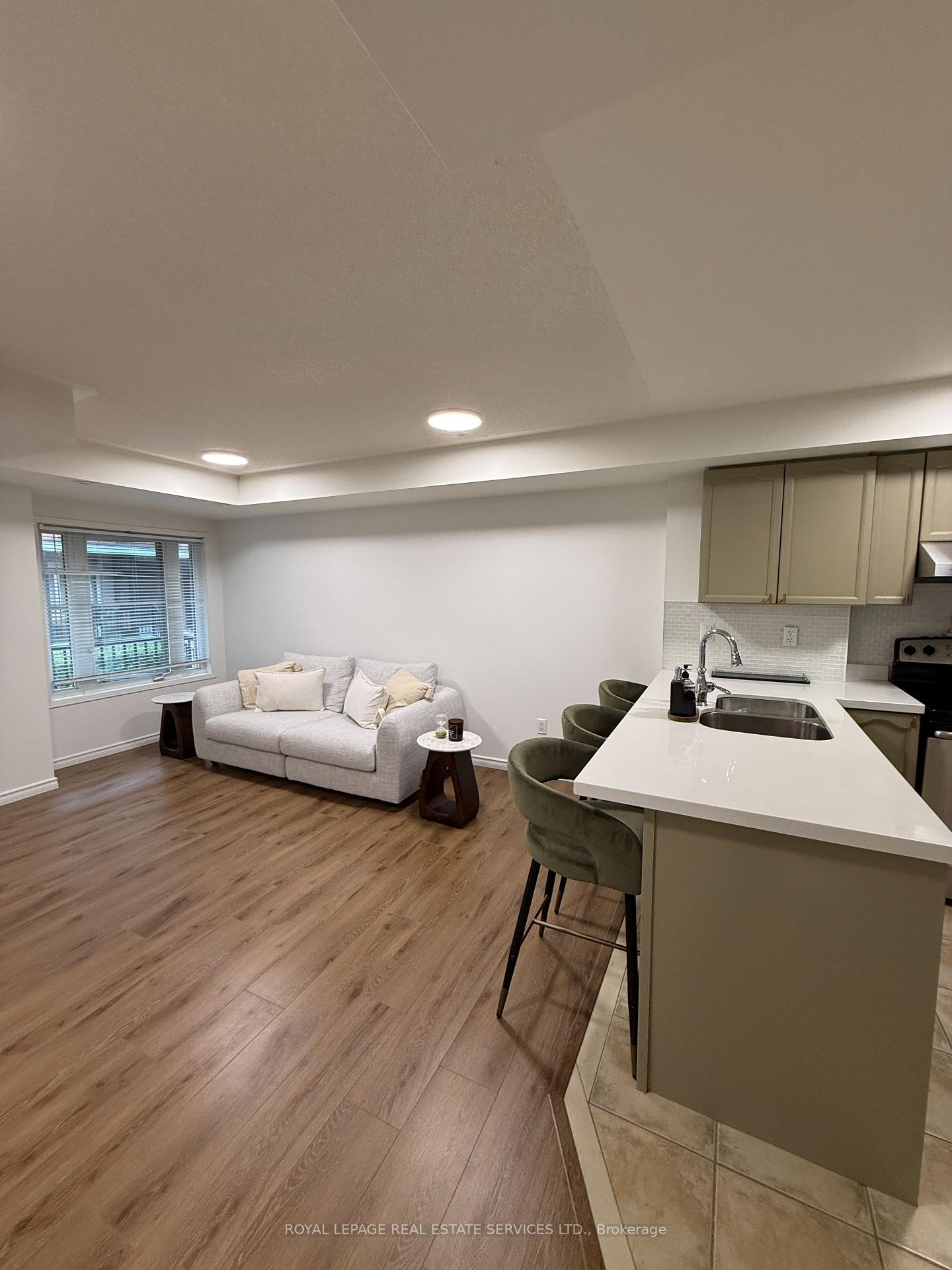 Photo 11 of Unit 359, 312 John Street, Markham, Aileen-Willowbrook — HOMEH