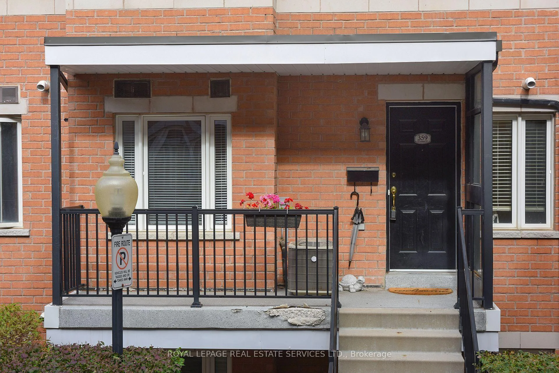 Photo 4 of Unit 359, 312 John Street, Markham, Aileen-Willowbrook — HOMEH