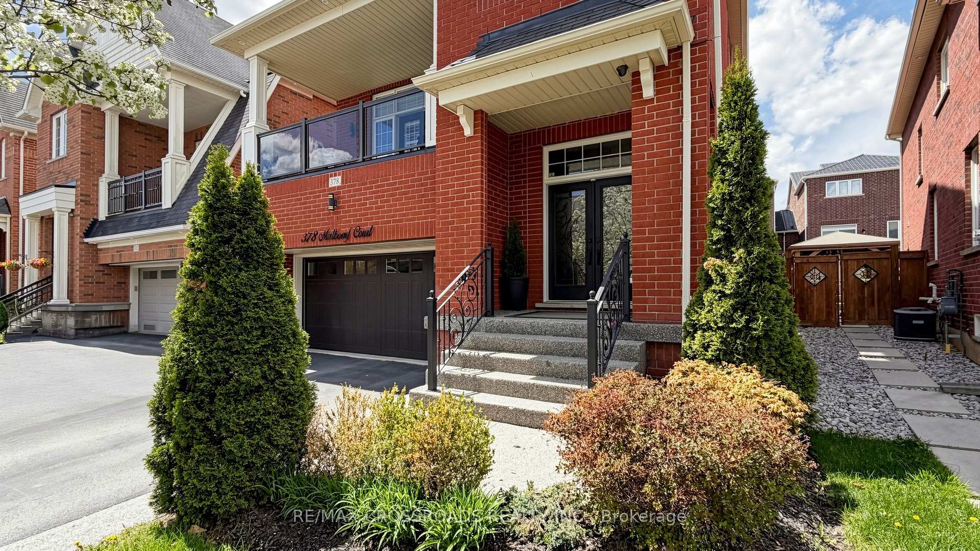 Photo 2 of 378 Malboeuf Court, Milton, Scott — HOMEH