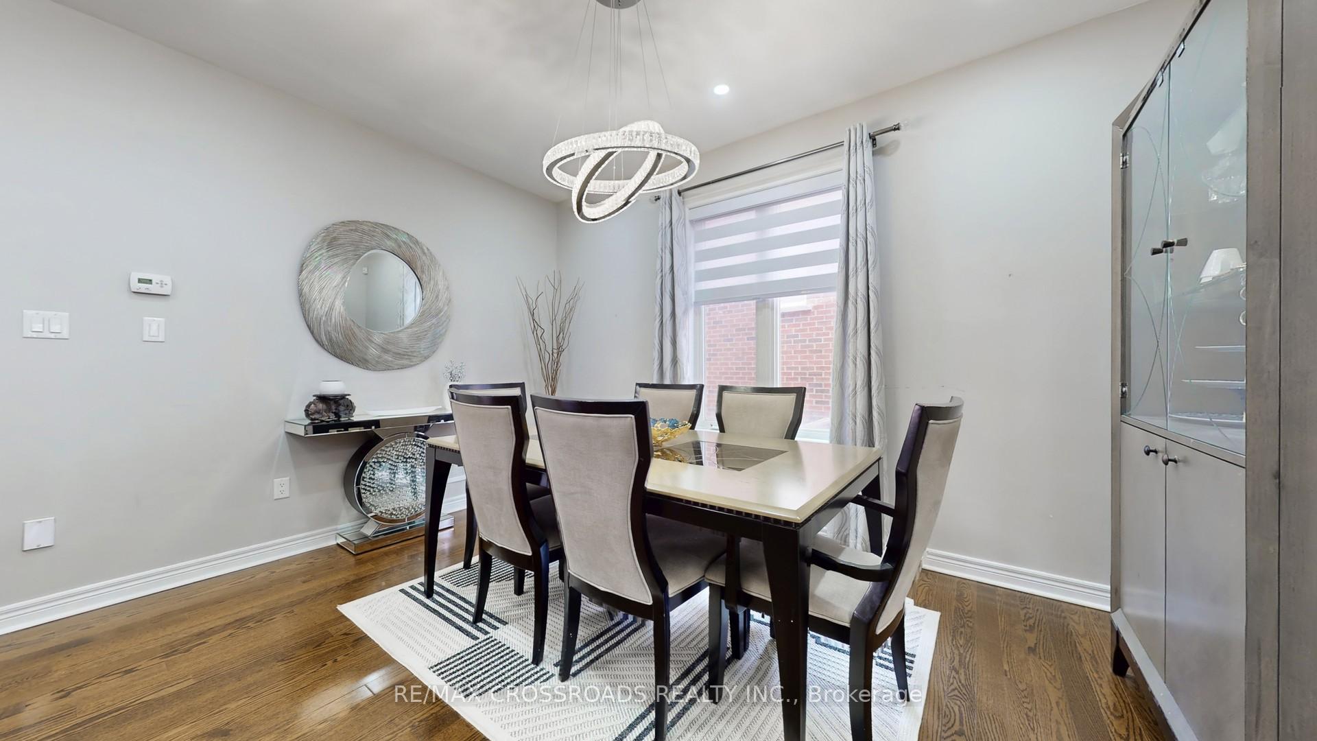 Photo 12 of 378 Malboeuf Court, Milton, Scott — HOMEH