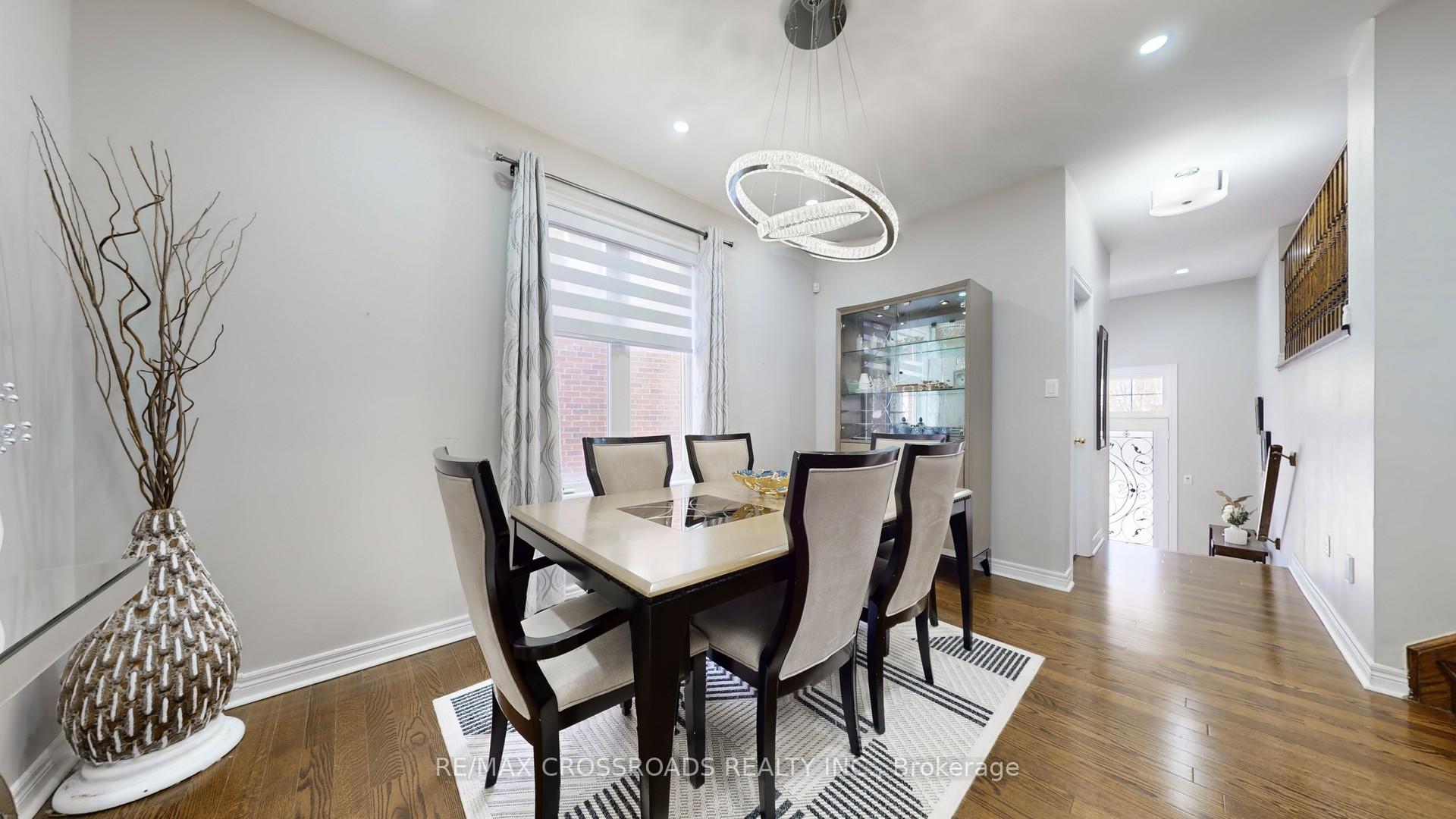 Photo 13 of 378 Malboeuf Court, Milton, Scott — HOMEH