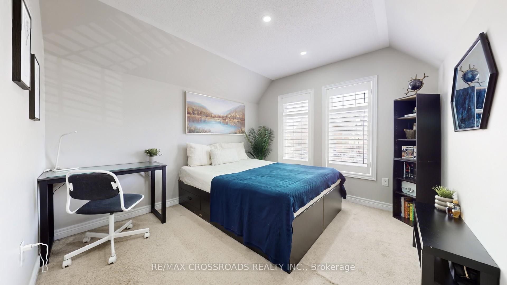 Photo 26 of 378 Malboeuf Court, Milton, Scott — HOMEH