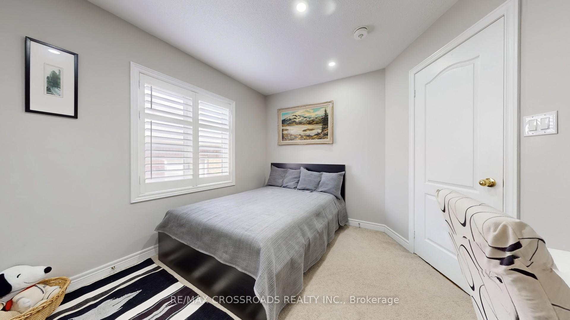 Photo 27 of 378 Malboeuf Court, Milton, Scott — HOMEH
