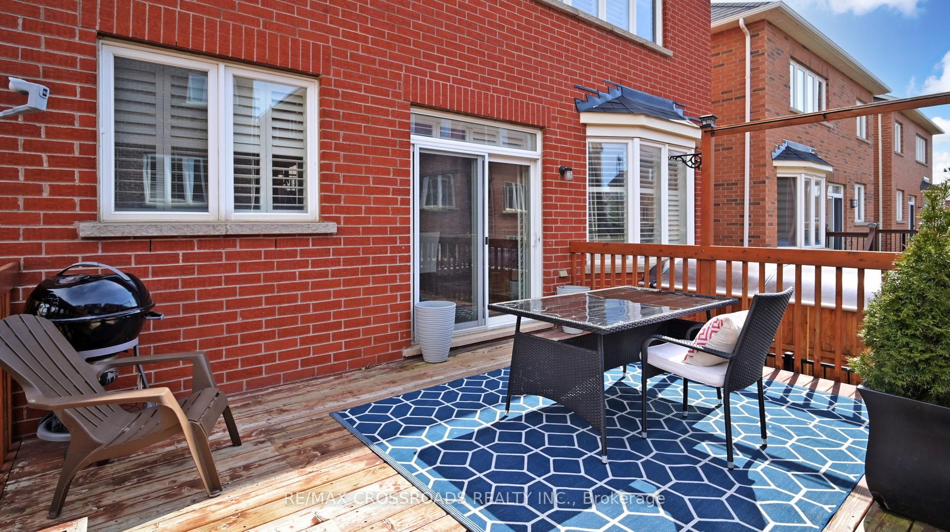 Photo 44 of 378 Malboeuf Court, Milton, Scott — HOMEH