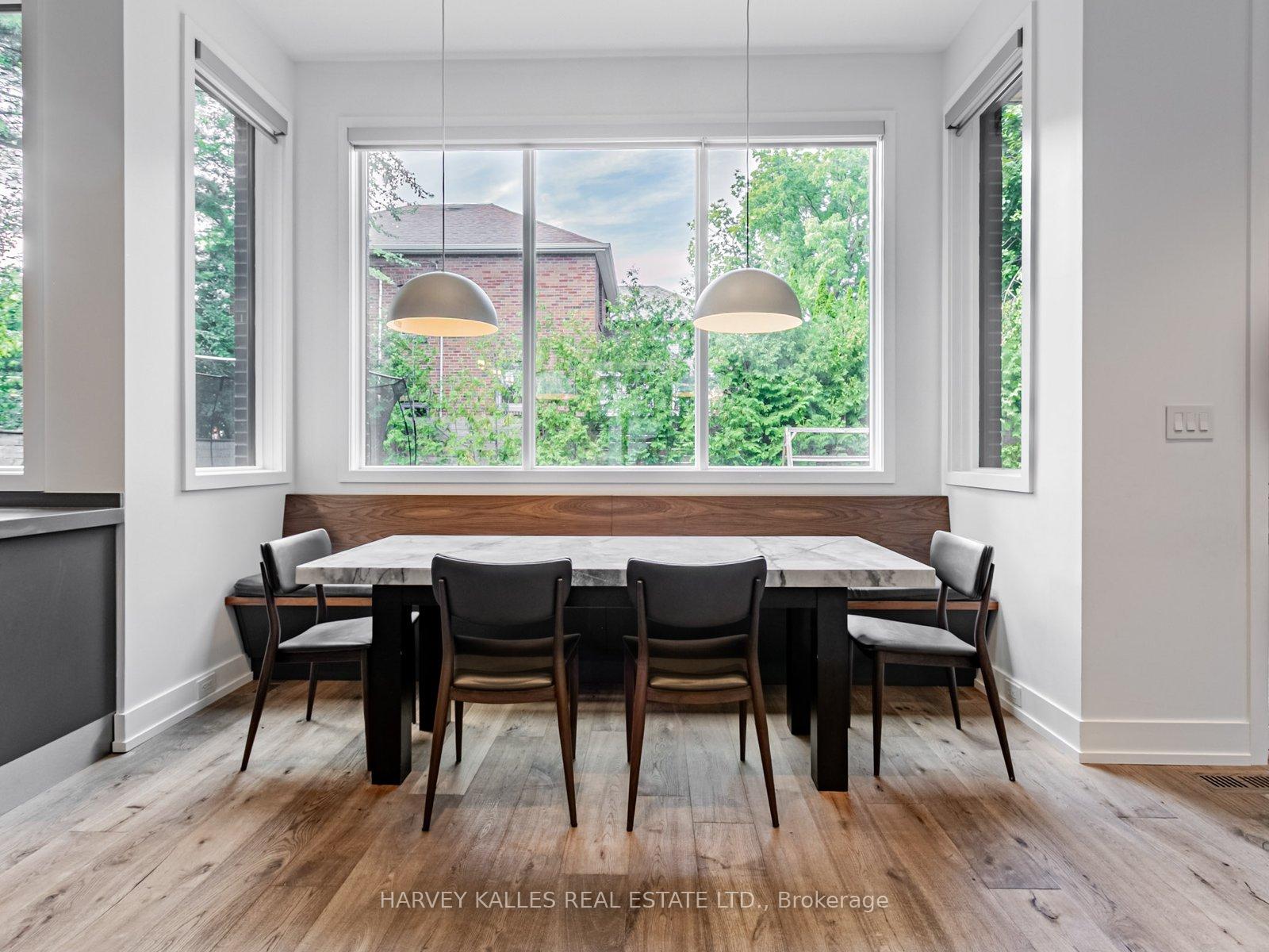 Photo 9 of 38 Van Dusen Boulevard, Etobicoke, Stonegate-Queensway — HOMEH