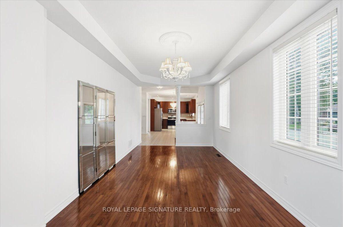 Photo 9 of 106 Craggview Drive, Scarborough, West Hill — HOMEH