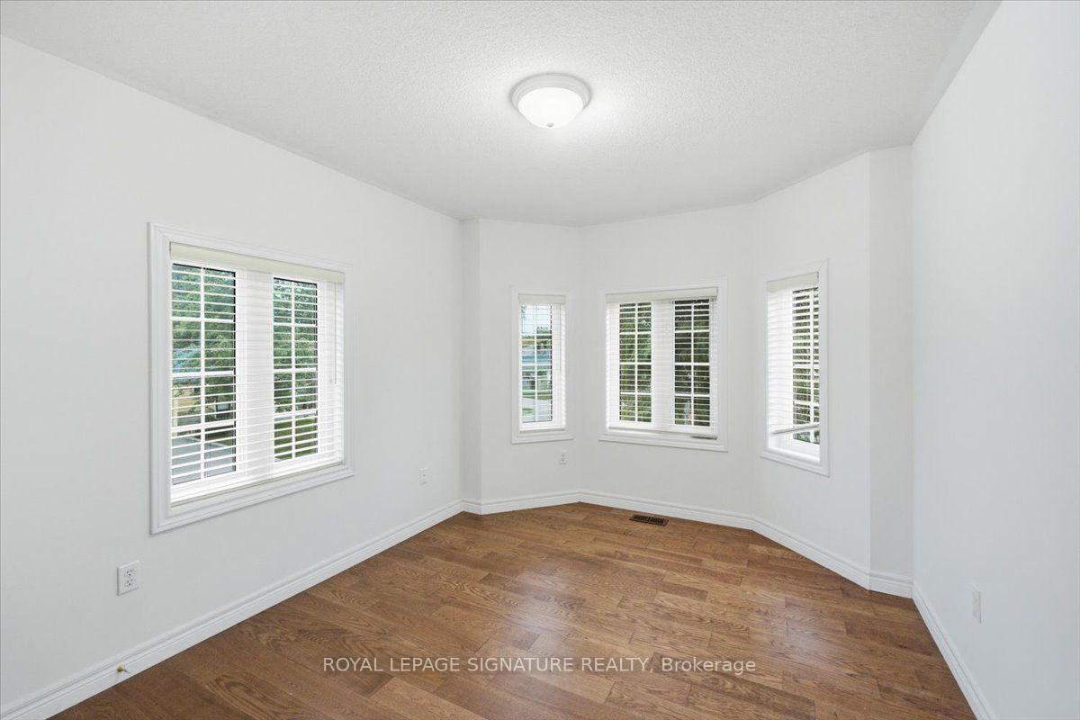 Photo 10 of 106 Craggview Drive, Scarborough, West Hill — HOMEH