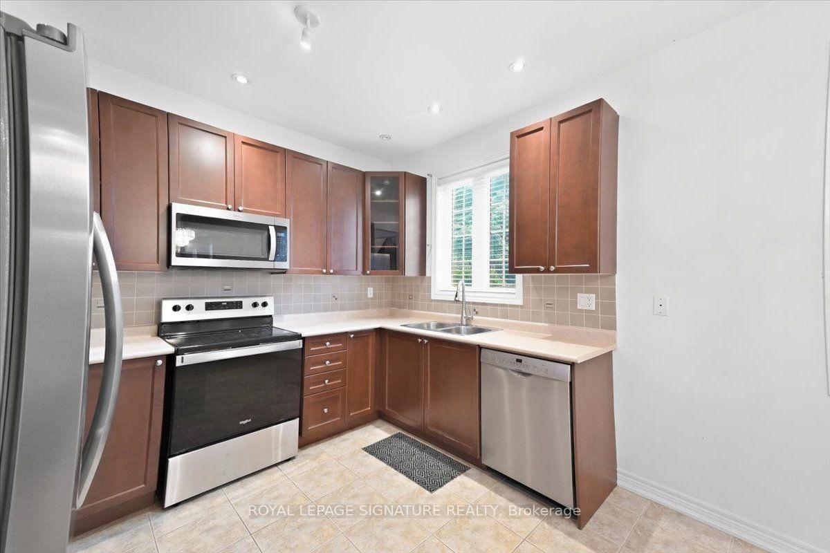Photo 13 of 106 Craggview Drive, Scarborough, West Hill — HOMEH