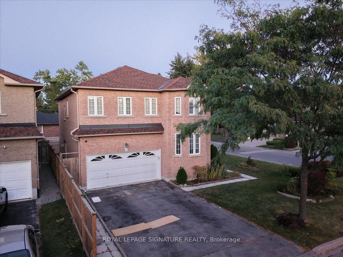 Photo 14 of 106 Craggview Drive, Scarborough, West Hill — HOMEH