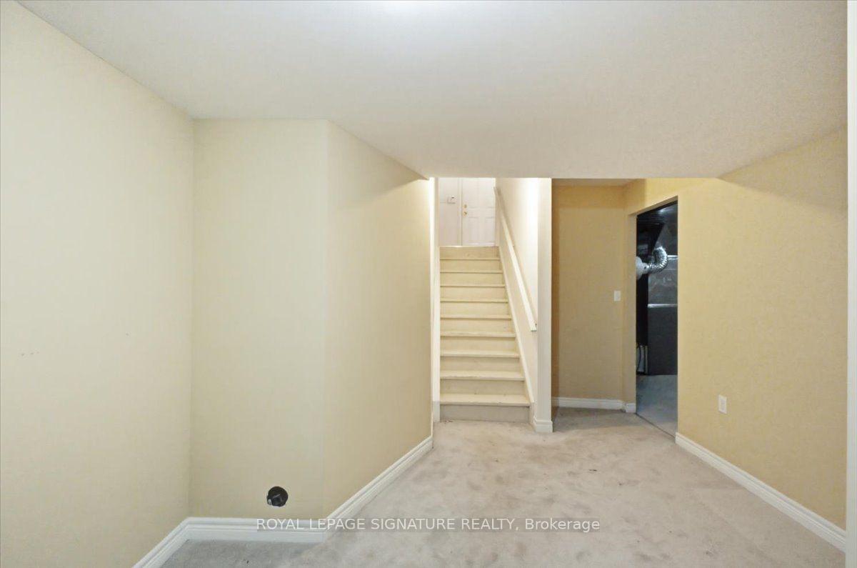 Photo 33 of 106 Craggview Drive, Scarborough, West Hill — HOMEH