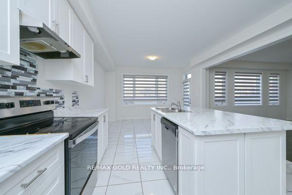 Photo 44 of 82 Nottingham Road, Barrie, Rural Barrie Southeast — HOMEH