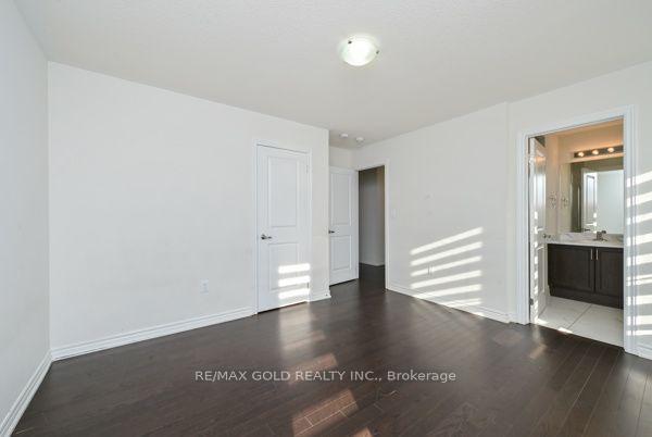 Photo 62 of 82 Nottingham Road, Barrie, Rural Barrie Southeast — HOMEH