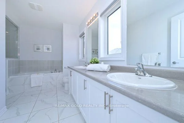 Photo 58 of 82 Nottingham Road, Barrie, Rural Barrie Southeast — HOMEH