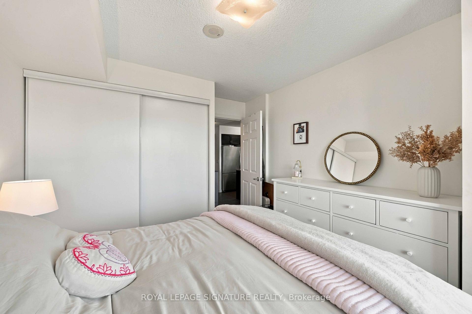 Photo 25 of Unit 1612, 25 Lower Simcoe Street, Toronto, Waterfront Communities — HOMEH