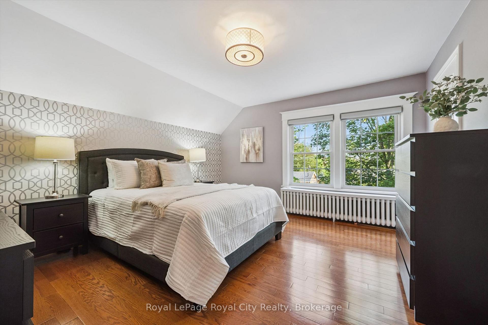 Photo 20 of 1 Barber Avenue, Guelph, Exhibition Park — HOMEH